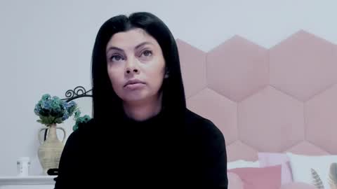 Lia online show from February 4, 2025, 5:10 am