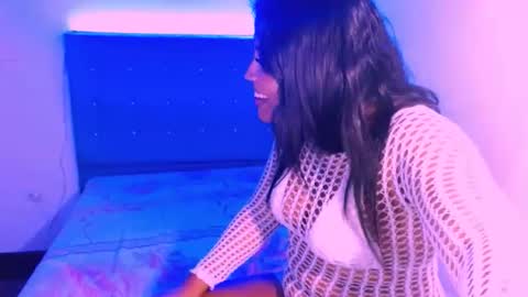 laura online show from April 13, 2026, 3:56 am