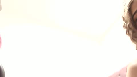 rubii  online show from April 21, 2026, 12:34 am