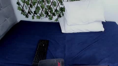 Snapshot of ladysexy_hot19 chatting on December 11, 2024, 10:36 am Ladysexy hot19 online show from December 11, 2024, 10:36 am