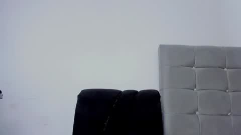 Snapshot of ladysexy_hot19 chatting on January 17, 2025, 2:08 am Ladysexy hot19 online show from January 17, 2025, 2:08 am