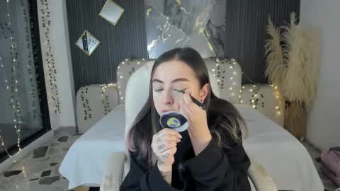 Lady  online show from January 9, 2026, 4:26 am