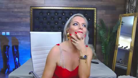 ladytouch online show from December 10, 2024, 2:38 am