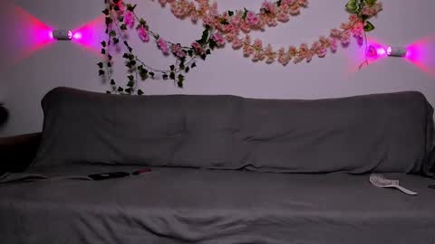 LadyTrep online show from April 11, 2026, 7:40 pm