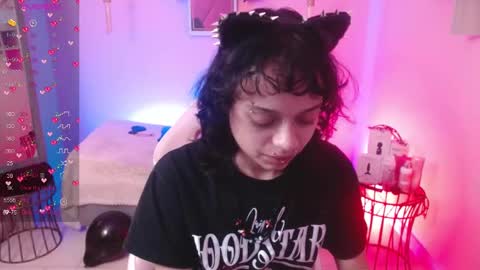 Ladywawy  online show from October 2, 2025, 1:40 pm