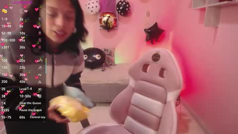 Ladywawy  online show from October 17, 2025, 1:14 pm