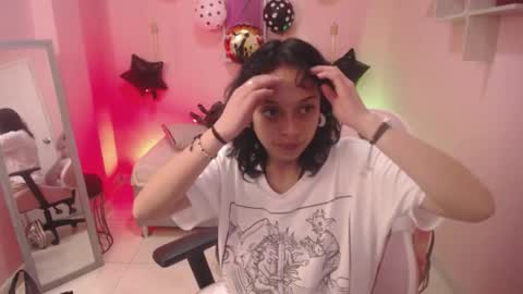 Ladywawy  online show from October 18, 2025, 1:45 pm