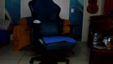 LAEL online show from July 23, 2026, 2:42 am
