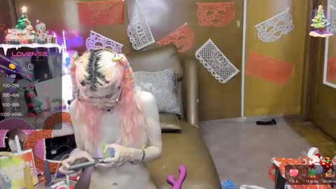 Skinnygirl online show from February 13, 2025, 3:39 am