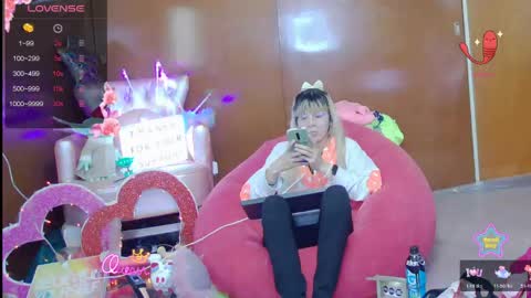 Skinnygirl online show from April 21, 2026, 12:12 am