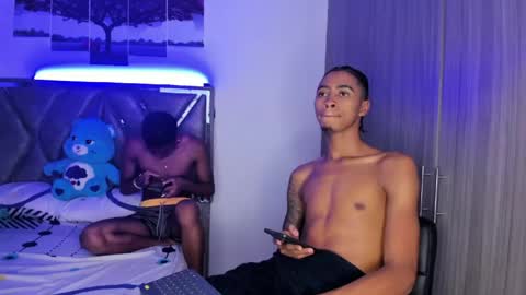 LagoSantos online show from April 29, 2026, 7:42 pm