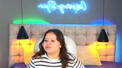    online show from December 14, 2024, 3:36 pm