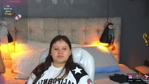    online show from October 22, 2025, 10:31 pm