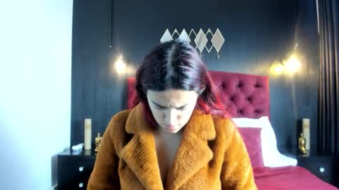 Snapshot of laia_jonees chatting on February 5, 2026, 11:37 am Laia online show from February 5, 2026, 11:37 am