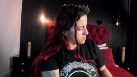 Laia  online show from April 19, 2026, 11:53 am