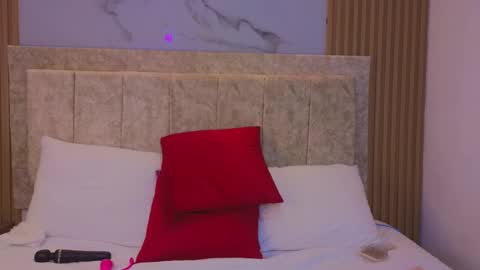 Snapshot of laiamilf chatting on March 7, 2025, 12:48 am laiamilf online show from March 7, 2025, 12:48 am