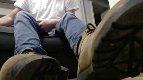 Snapshot of laidback_and_chill chatting on March 2, 2025, 4:28 am Rick online show from March 2, 2025, 4:28 am