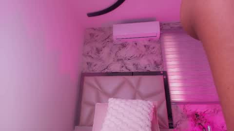 Snapshot of laila_ali chatting on May 8, 2026, 7:19 pm Laila ali online show from May 8, 2026, 7:19 pm