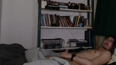 lailaiahr online show from April 4, 2026, 9:23 pm