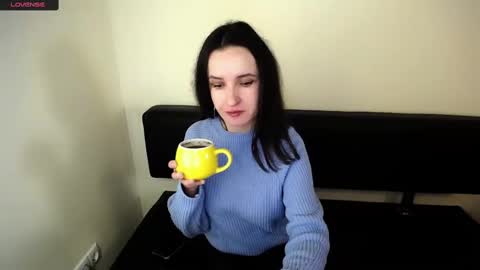 Laima online show from October 12, 2025, 8:13 am