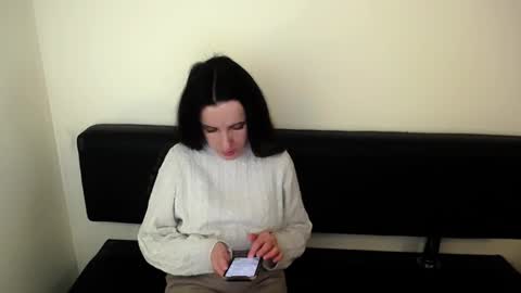 Laima online show from October 13, 2025, 7:52 am