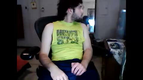 Snapshot of lakewood4523 chatting on January 13, 2025, 8:05 am Carlosss online show from January 13, 2025, 8:05 am