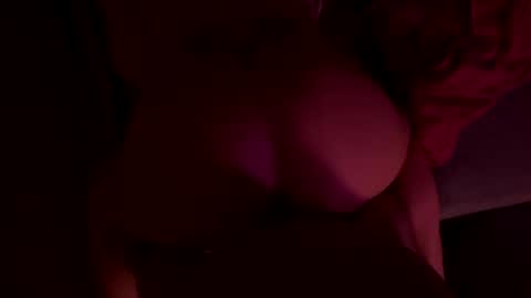 lalo112233vaz online show from September 21, 2025, 12:18 pm