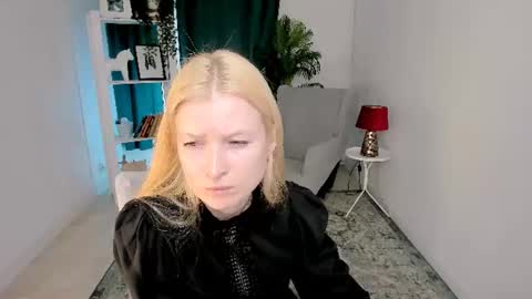 Laly online show from July 30, 2026, 6:34 am
