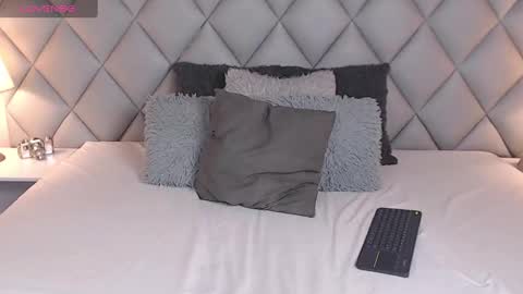 Laly Castro online show from March 6, 2025, 8:16 pm