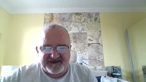 Snapshot of lamabama chatting on October 13, 2025, 1:11 pm lamabama online show from October 13, 2025, 1:11 pm