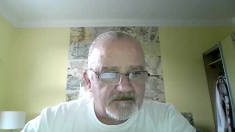 Snapshot of lamabama chatting on January 6, 2026, 2:21 pm lamabama online show from January 6, 2026, 2:21 pm