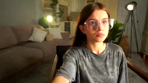 Emily online show from July 3, 2026, 3:02 am