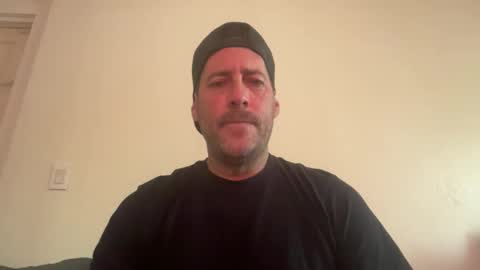 Snapshot of lampin1 chatting on November 11, 2025, 6:30 pm lampin1 online show from November 11, 2025, 6:30 pm