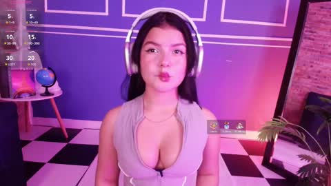  Lana  online show from October 18, 2025, 11:11 am