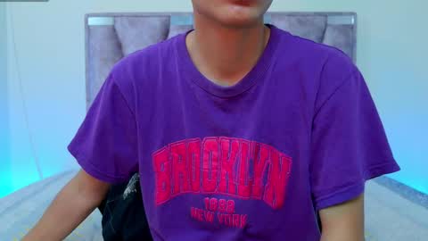 Lana online show from October 2, 2025, 10:11 am