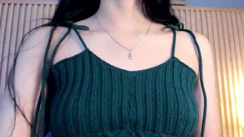 ... .          . ... online show from September 29, 2025, 12:10 pm