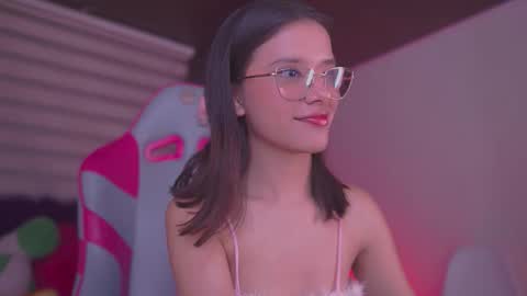 Snapshot of lana_dreams_ chatting on February 3, 2026, 2:53 am Lana online show from February 3, 2026, 2:53 am