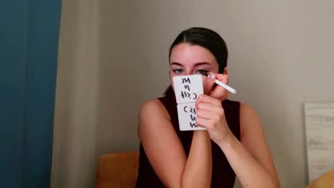 Snapshot of lana_gl chatting on May 12, 2026, 6:43 am lana_gl online show from May 12, 2026, 6:43 am