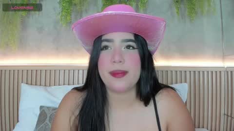 lana_lann online show from November 23, 2025, 12:27 pm