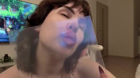 Eva online show from March 7, 2026, 3:36 am