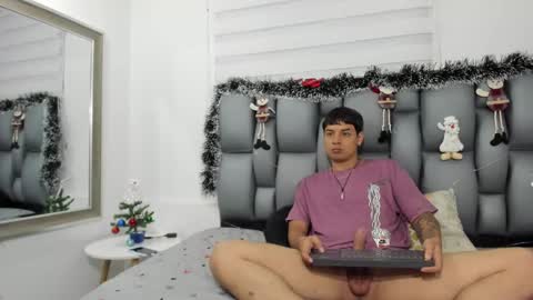 Snapshot of lana_steve chatting on December 6, 2024, 8:51 pm Lana and Steve online show from December 6, 2024, 8:51 pm