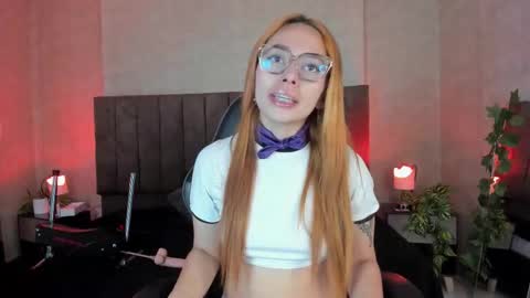 Lana online show from October 18, 2025, 11:44 am