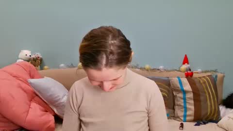 Lana online show from January 10, 2026, 7:04 pm