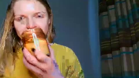 Lana online show from January 11, 2026, 12:54 pm