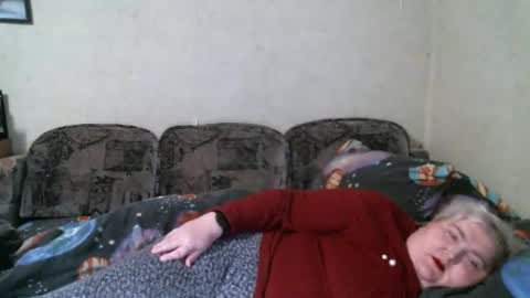 lanacat555 online show from February 4, 2025, 7:44 pm