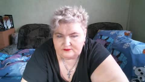 lanacat555 online show from February 6, 2025, 12:26 pm