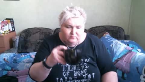 lanacat555 online show from February 10, 2025, 9:47 am