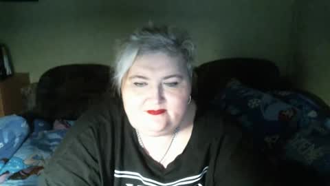 lanacat555 online show from February 13, 2025, 12:24 am