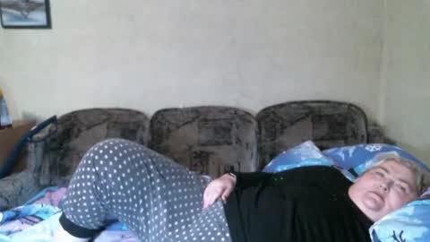 lanacat555 online show from February 15, 2025, 5:50 pm