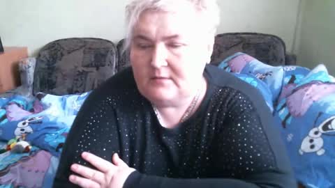 lanacat555 online show from February 17, 2025, 10:29 am